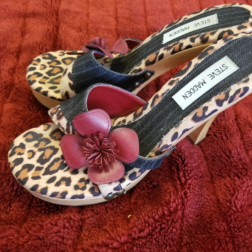 Steve Madden Charoo Leopard heels